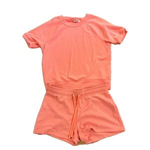Gap Women's 2 Piece Coral set size small shortsleeved crewneck and shorts